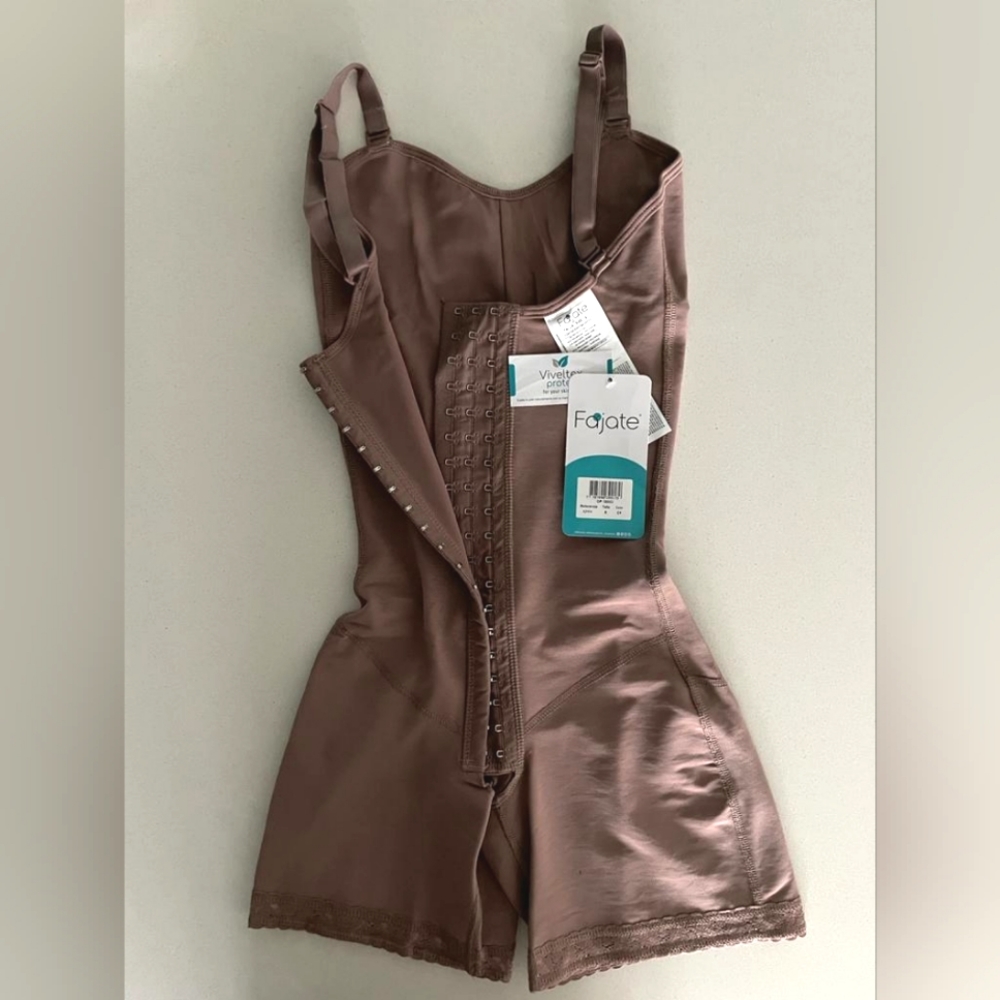 Mid-leg Girdle with Hooks